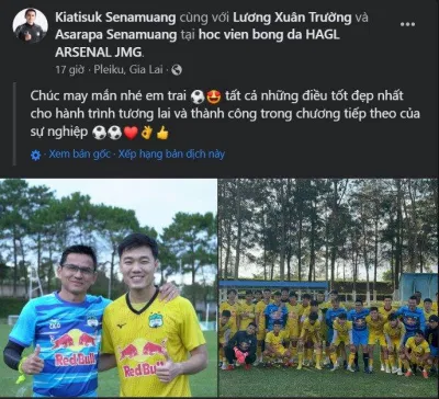 HLV Kiatisak viết dòng status như lời chia tay Xuân Trường kèm theo hình ảnh chụp cùng tiền vệ 26 tuổi này (Ảnh: Internet) HLV Kiatisak viết dòng status như lời chia tay Xuân Trường kèm theo hình ảnh chụp cùng tiền vệ 26 tuổi này (Ảnh: Internet)