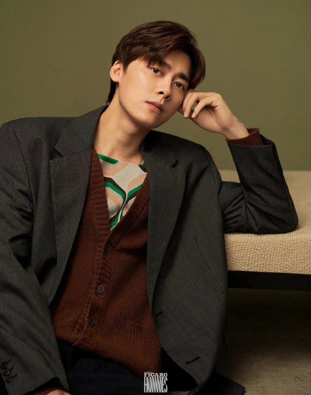 Lý Dịch Phong phải trả giá cho tội danh mua dâm nhiều lần (Ảnh: Internet). Lý Dịch Phong phải trả giá cho tội danh mua dâm nhiều lần (Ảnh: Internet).