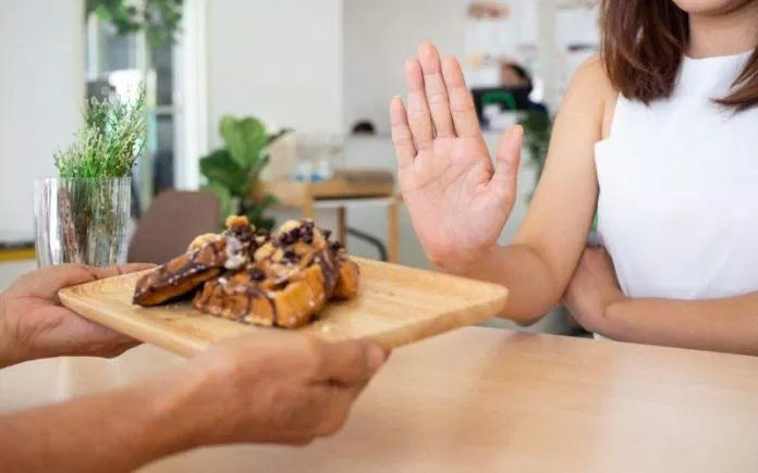 Tránh ăn nhiều tinh bột sẽ giúp bạn dù ăn ít vẫn no lâu hơn (Nguồn: Internet) Tránh ăn nhiều tinh bột sẽ giúp bạn dù ăn ít vẫn no lâu hơn (Nguồn: Internet)