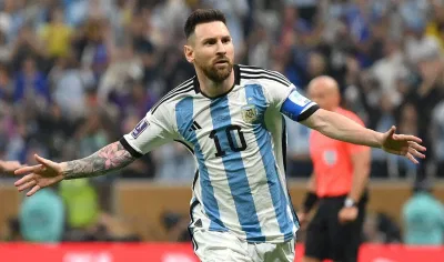 Messi ăn mừng sau khi có bàn thắng thứ 6 tại World Cup 2022 giúp Argentina vượt lên trước Pháp trong trận chung kết (Ảnh: Internet) Messi ăn mừng sau khi có bàn thắng thứ 6 tại World Cup 2022 giúp Argentina vượt lên trước Pháp trong trận chung kết (Ảnh: Internet)