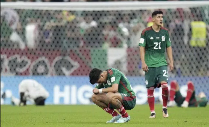 Mexico đã làm mọi thứ nhưng vẫn không thể vượt qua vòng bảng World Cup 2022 (Ảnh: Internet)