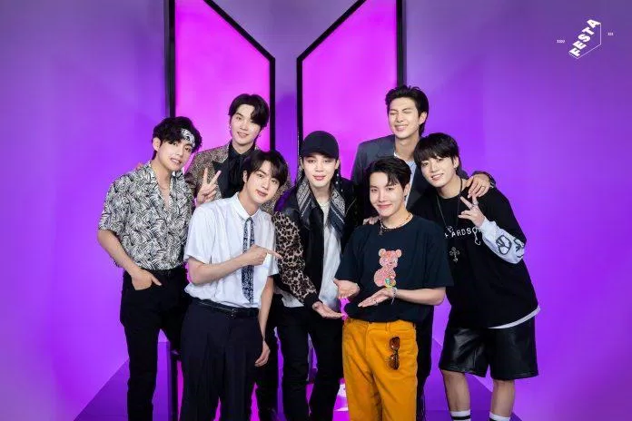 BTS là những chàng trai trẻ đầy nhiệt huyết và rất vui vẻ (Ảnh: Internet). BTS là những chàng trai trẻ đầy nhiệt huyết và rất vui vẻ (Ảnh: Internet).