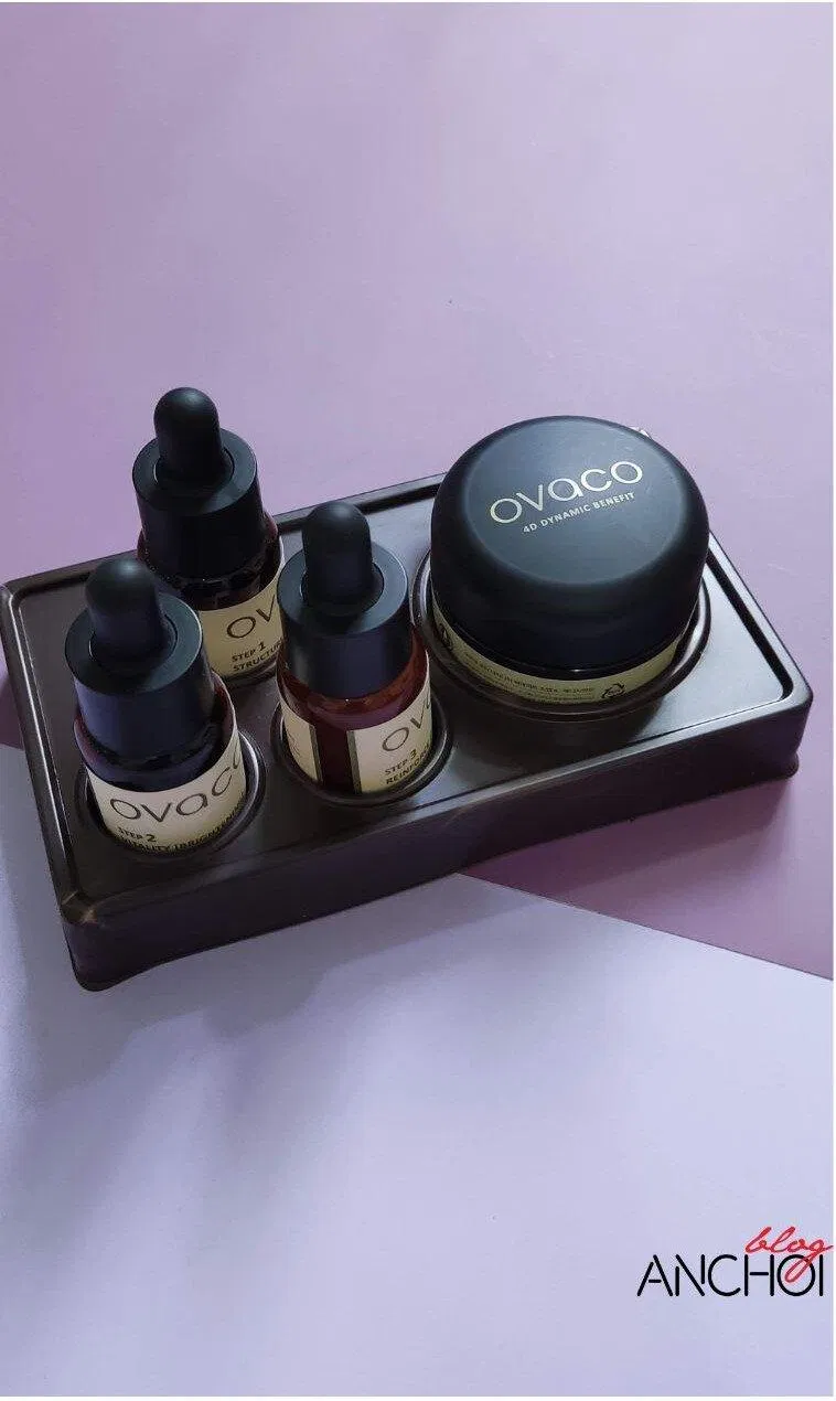 Bộ sản phẩm được đựng trong khây cố định, sang trọng và đẹp mắt. (Nguồn: BlogAnChoi)