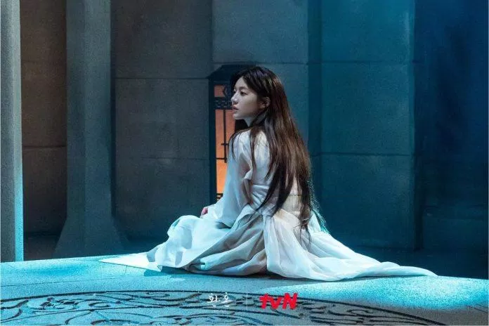Bóng lưng mxy nữ của Go