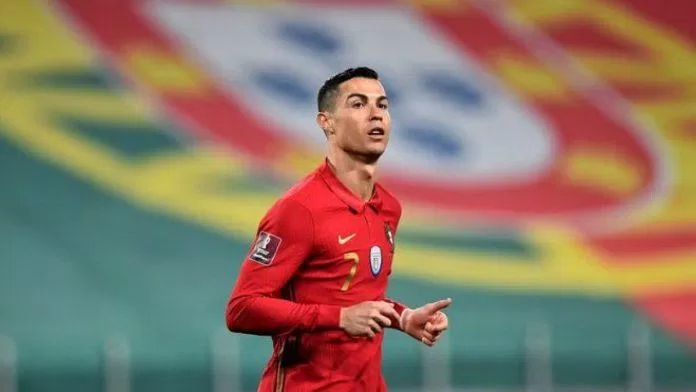 Ronaldo bắt đầu sự nghiệp của mình khi thi đấu cho Sporting CP (Ảnh: Internet) Ronaldo bắt đầu sự nghiệp của mình khi thi đấu cho Sporting CP (Ảnh: Internet)