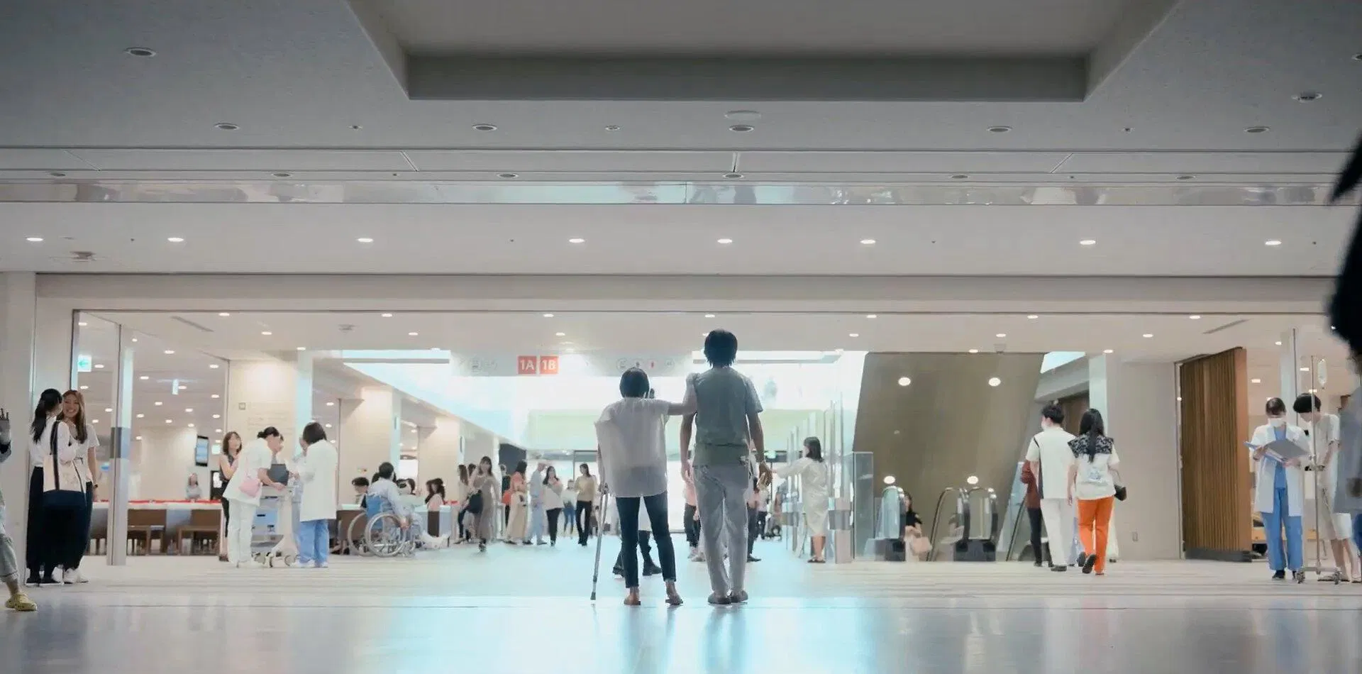 Phần cuối của Alice in Borderland 2 hé lộ một "happy ending" nhưng vẫn còn ẩn chứa điều gì đó chưa được giải đáp (Ảnh: Internet)