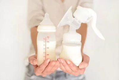 Sữa mẹ giàu chất dinh dưỡng (Nguồn: Internet)