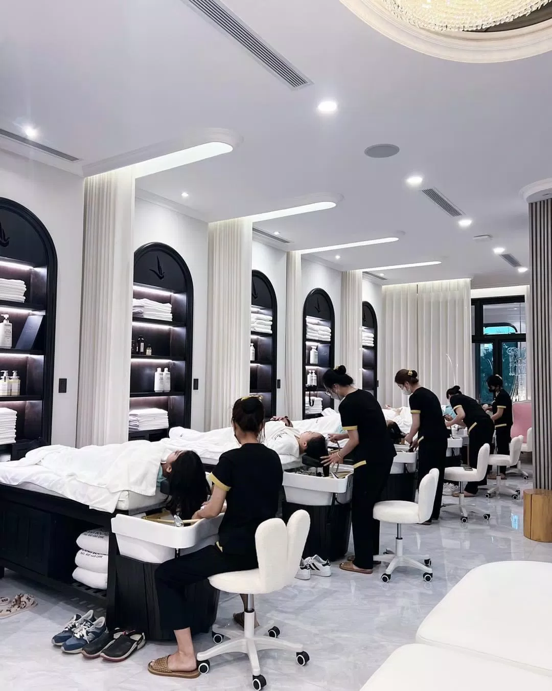 Top 11 tiệm nail đẹp ở TP HCM - làm nail cực xinh mà không gian lại siêu đẹp CoCo Nails Beauty địa chỉ làm nail ở Sài Gòn địa chỉ làm nail TPHCM Hari Nail Studio Honey Nail Spa Kolour de Beauty làm nail LAMIA Beauty Boutique nail đẹp Nail Minh Châu Nzim Beauty Room Palm Nails Palm Beauty Phoenix Boutique tiệm làm nail chân đẹp Tiệm làm nail đẹp Tiệm nail đẹp tiệm nail đẹp ở TP HCM tiệm nail Quận 2 Top nail Top tiệm nail đẹp ở TP HCM