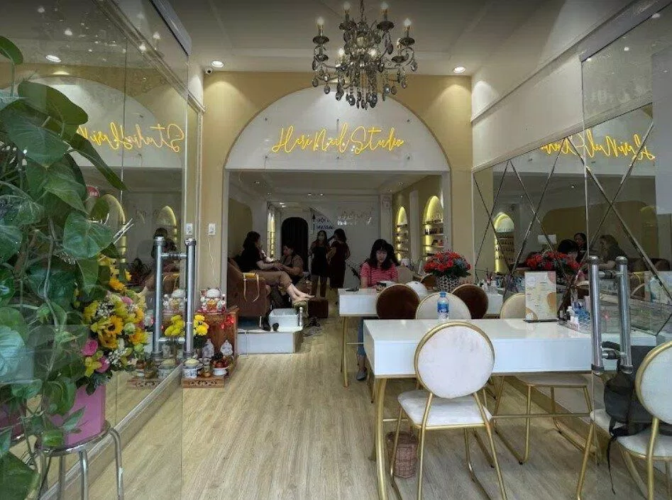 Không gian của Hari Nail Studio lúc mới đầu Không gian của Hari Nail Studio lúc mới đầu