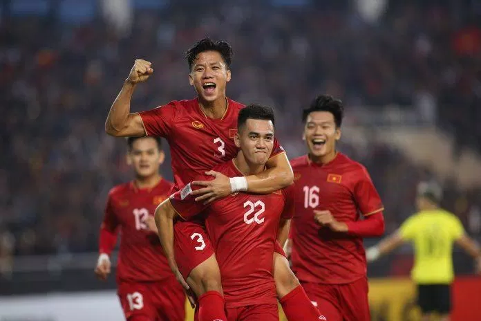Đội tuyển Việt Nam đang có nhiều lợi thế nhất cho tấm vé vào bán kết AFF Cup 2022 tại bảng B (Ảnh: Internet)