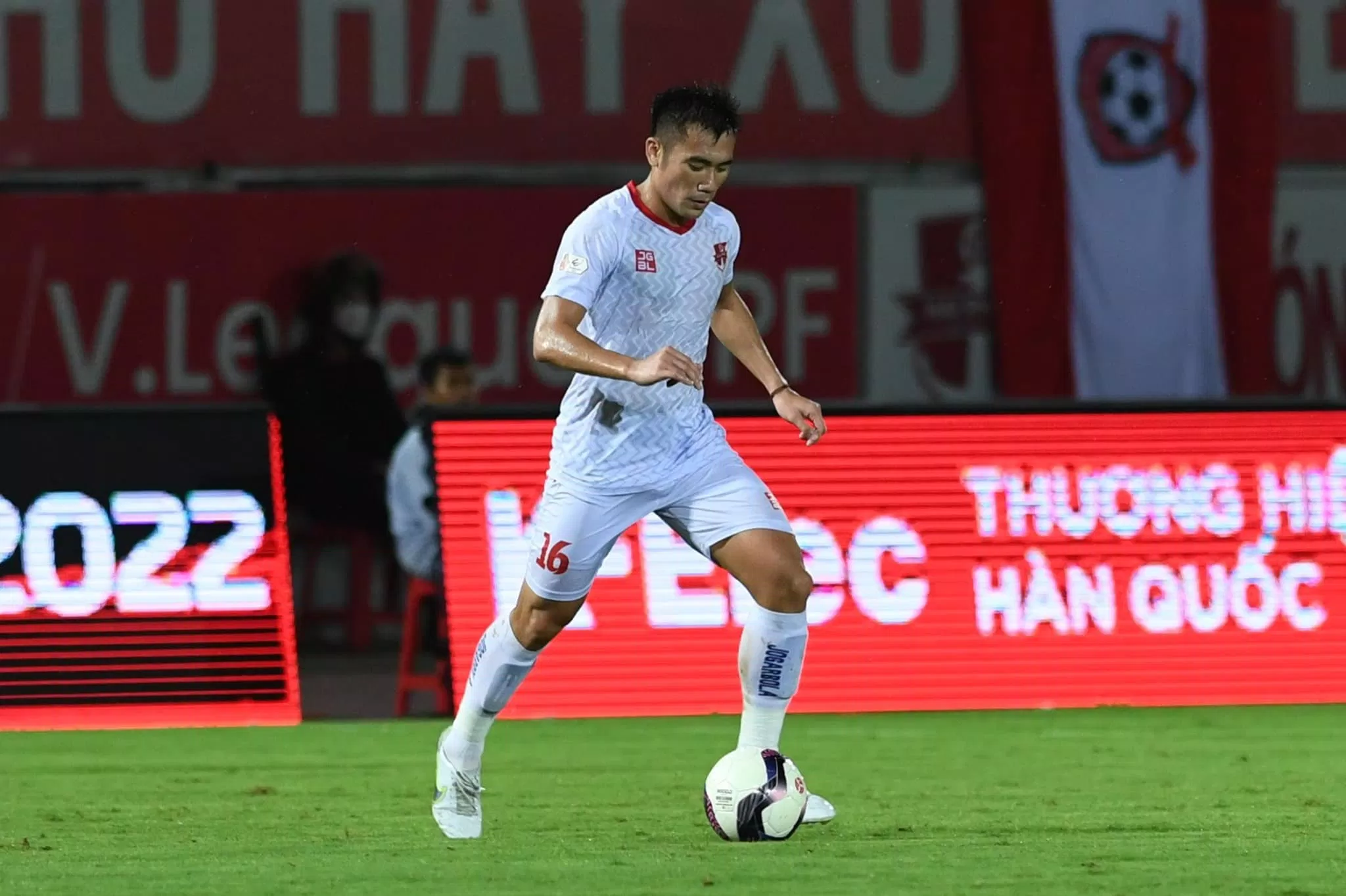 CLB Hải Phòng chia tay Bùi Tiến Dụng (Ảnh: Internet) CLB Hải Phòng chia tay Bùi Tiến Dụng (Ảnh: Internet)