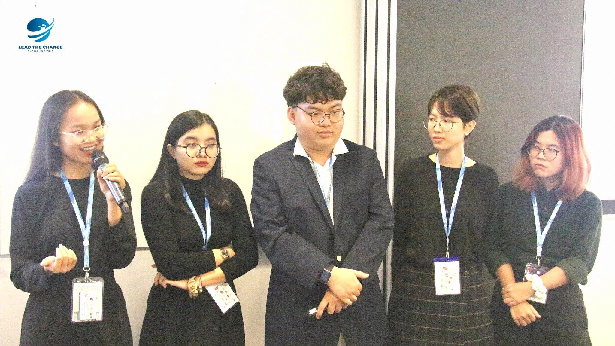 Những nhà lãnh đạo trẻ tham gia trình bày ý tưởng (Nguồn: Lead The Change) Những nhà lãnh đạo trẻ tham gia trình bày ý tưởng (Nguồn: Lead The Change)