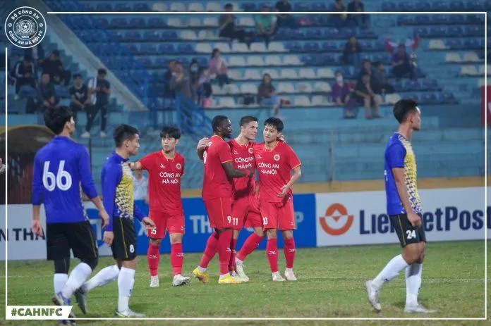 Theo lịch thi đấu, tối 16/1 sẽ diễn ra trận chung kết giữa Hải Phòng FC-Hà Nội FC và Công an Hà Nội-Viettel FC (Ảnh: Internet)