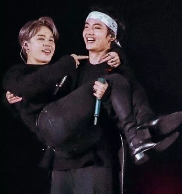 V & Jimin (BTS)