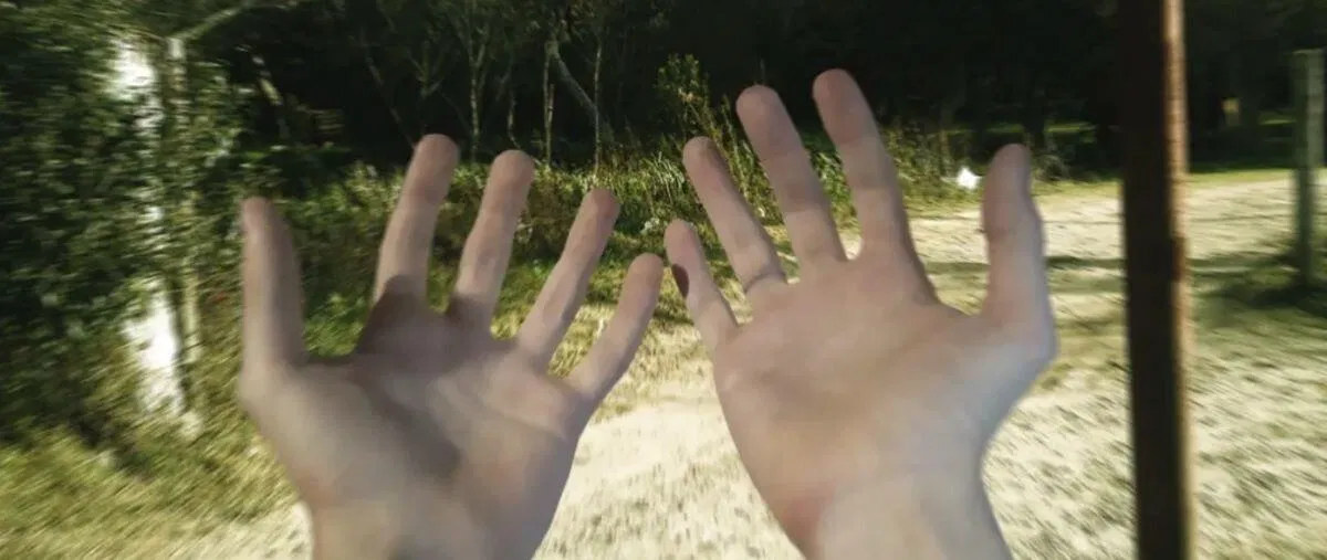 Người mắc chứng giải thể nhân cách không cảm nhận được cơ thể của mình (Nguồn: Internet). Người mắc chứng giải thể nhân cách không cảm nhận được cơ thể của mình (Nguồn: Internet).