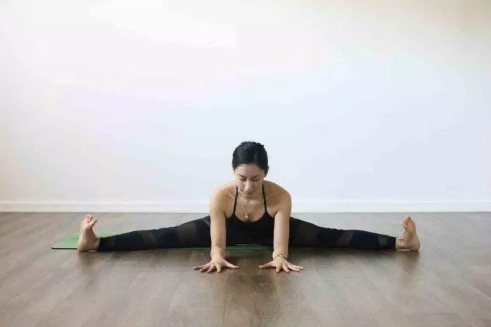 Hãy thực hiện các động tác giãn cơ phù hợp với khả năng của bạn để tránh tình trạng chấn thương (Ảnh: Internet) Hãy thực hiện các động tác giãn cơ phù hợp với khả năng của bạn để tránh tình trạng chấn thương (Ảnh: Internet)