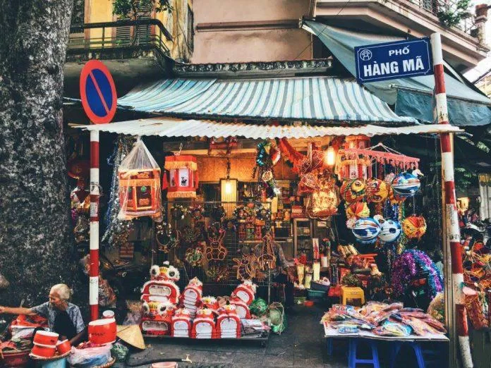 Phố Hàng Mã trang trí Tết rực rỡ (Nguồn: Internet) Phố Hàng Mã trang trí Tết rực rỡ (Nguồn: Internet)