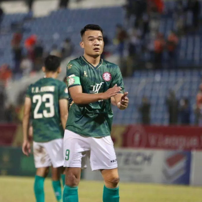 Ngô Hoàng Thịnh bất ngờ chia tay CLB TPHCM sau mùa giải 2022 (Ảnh: Internet) Ngô Hoàng Thịnh bất ngờ chia tay CLB TPHCM sau mùa giải 2022 (Ảnh: Internet)