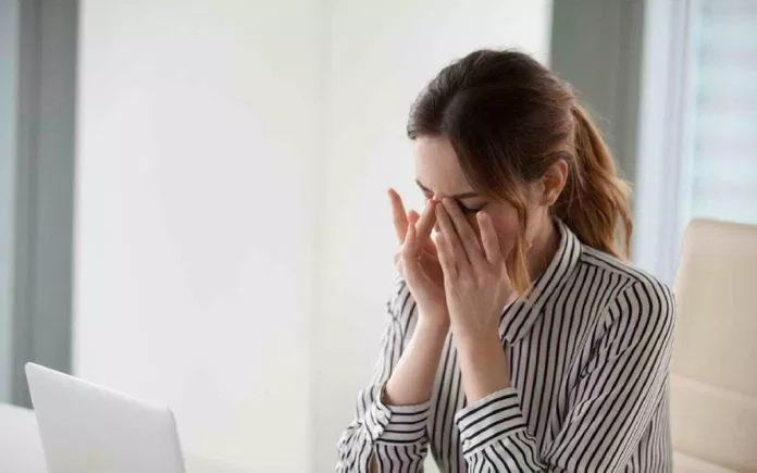 Áp lực cuộc sống khiến nhiều người trẻ mắc chứng lo âu (Ảnh: Internet) Áp lực cuộc sống khiến nhiều người trẻ mắc chứng lo âu (Ảnh: Internet)