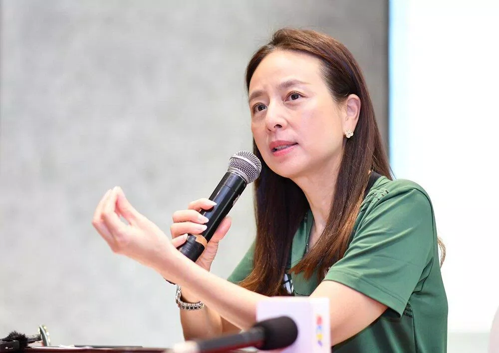 Madam Pang: "Ông ấy đã thay đổi bóng đá Việt Nam và cán cân bóng đá khu vực Đông Nam Á" (Ảnh: Internet) Madam Pang: "Ông ấy đã thay đổi bóng đá Việt Nam và cán cân bóng đá khu vực Đông Nam Á" (Ảnh: Internet)