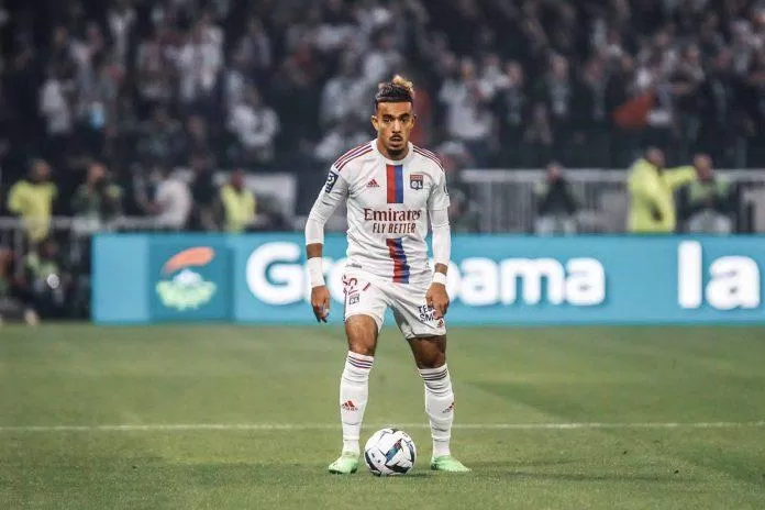 Malo Gusto là cầu thủ trẻ đáng xem nhất của Lyon trong năm 2022 và sẽ là tương lai của bóng đá Pháp (Ảnh: Internet)