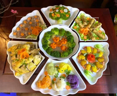 mâm cỗ cúng Ông Công Ông Táo (Nguồn Facebook: Ngoc Anh Nguyen)