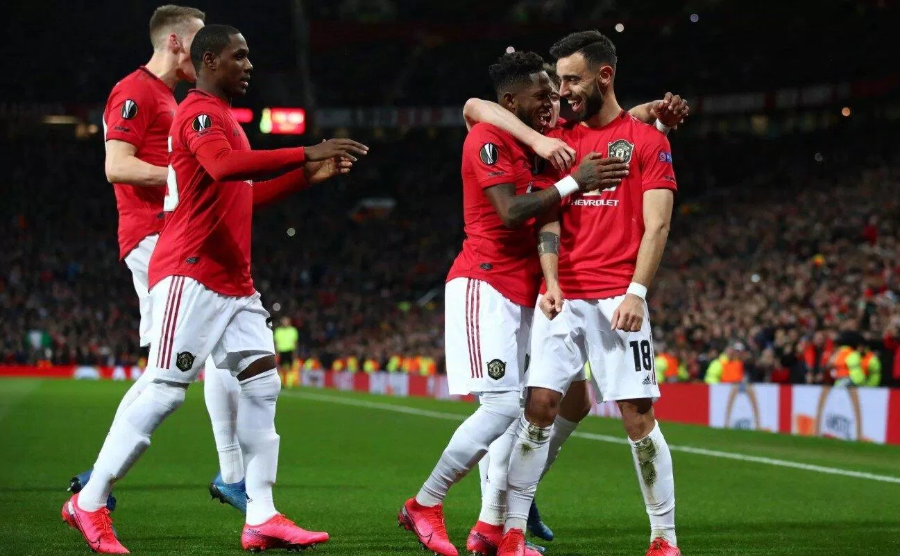 Man Utd không thiếu những cầu thủ giàu tốc độ và kĩ thuật để phản công nhanh trước Man City (Ảnh: Internet) Man Utd không thiếu những cầu thủ giàu tốc độ và kĩ thuật để phản công nhanh trước Man City (Ảnh: Internet)