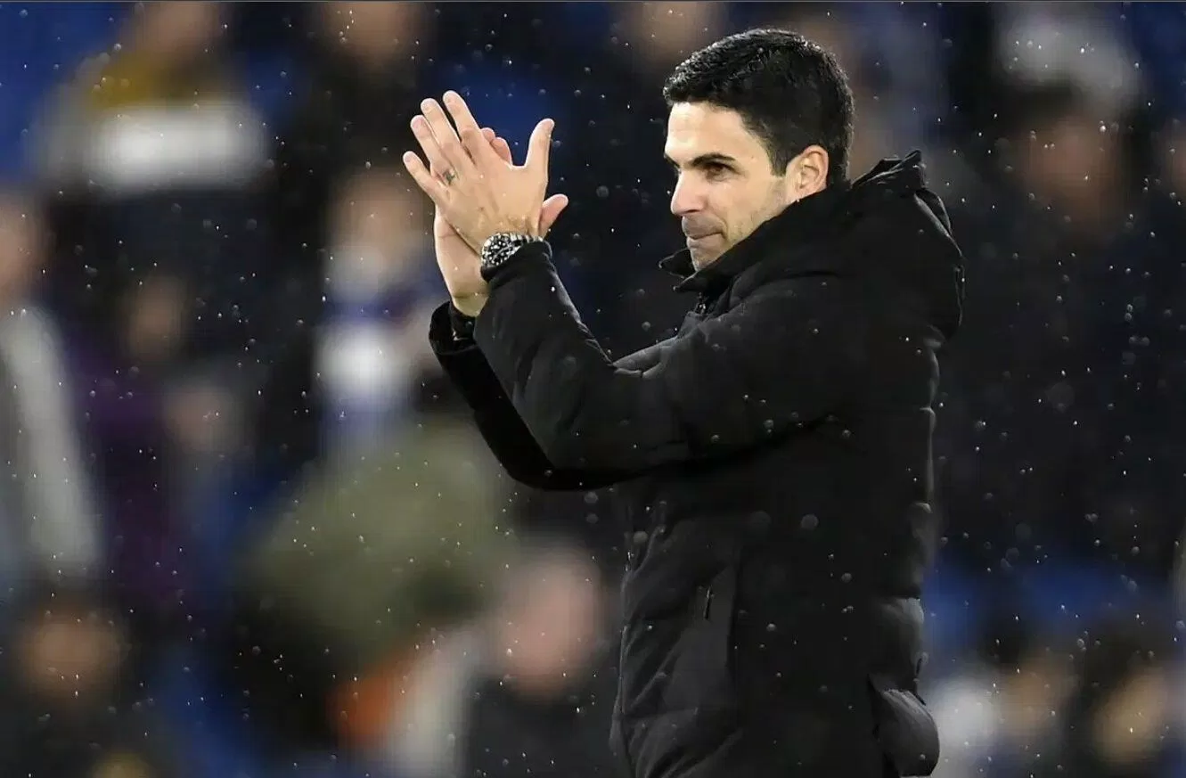 Thầy trò Mikel Arteta tiếp tục thống trị bảng xếp hạng Premier League sau chiến thắng kịch tính trước Brighton (Ảnh: Internet)