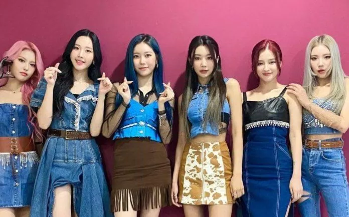 Tương lai của MOMOLAND đã được sự đoán từ trước (Ảnh: Internet)