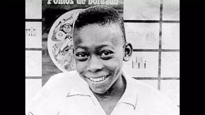 Pele là anh cả trong gia đình nghèo ở thị trấn Três Corações thuộc bang Minas Gerais (Ảnh: Internet)