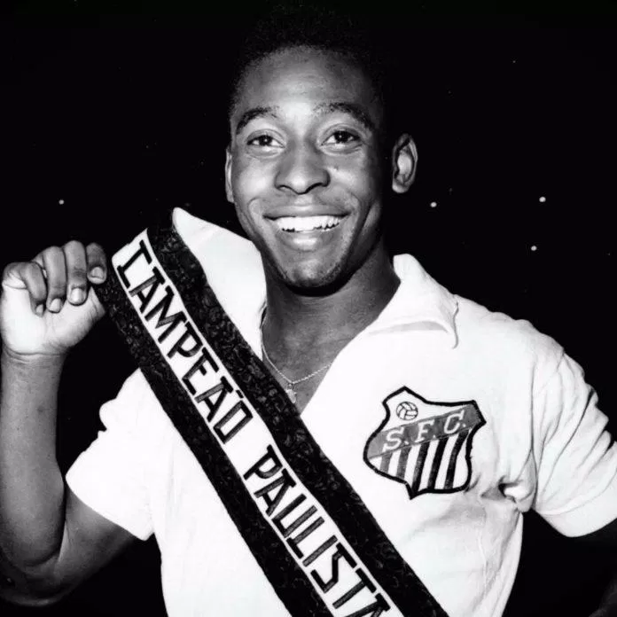 Pele cùng với Santos đã thống trị Campeonato Paulista trong 19 mùa giải ông thi đấu cho câu lạc bộ này trước khi chuyển tới Mỹ và giải nghệ tại đây (Ảnh: Internet)