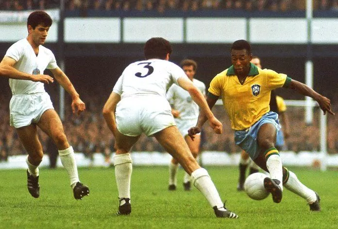 Pele đến với World Cup 1966 với vị thế là cầu thủ xuất sắc nhất thế giới thời điểm đó (Ảnh: Internet)