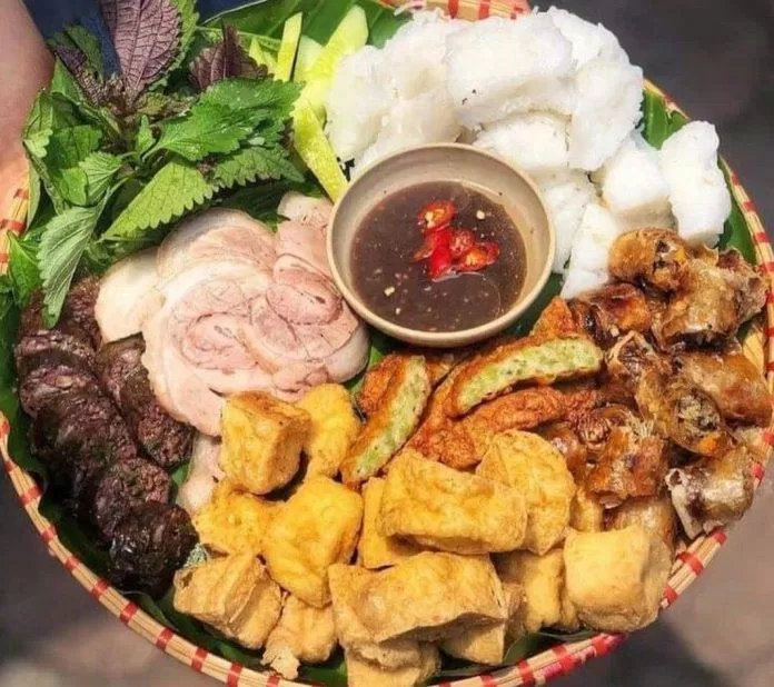 Món bún đậu mẹt của quán. (Ảnh: Internet)