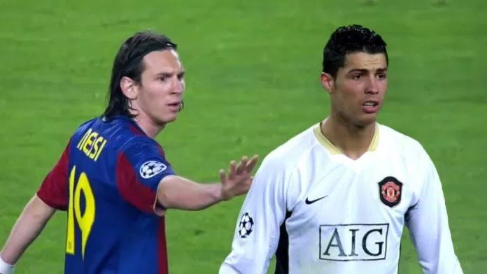 Ronaldo và Messi gặp nhau lần đầu tiên năm 2008 (Ảnh: Internet)