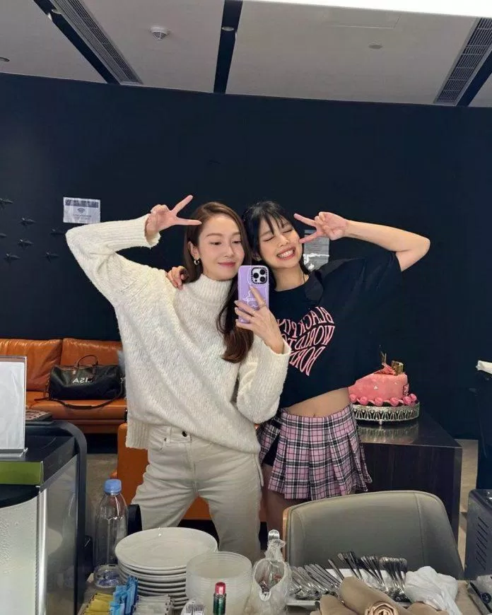 Jessica Jung gửi lời chúc mừng sinh nhật Jennie. (Ảnh: Internet) Jessica Jung gửi lời chúc mừng sinh nhật Jennie. (Ảnh: Internet)