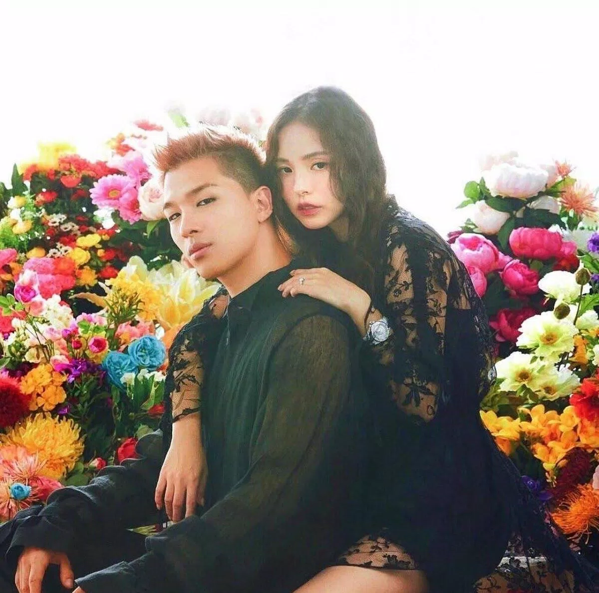 Taeyang khoe con trai đẹp vì giống mẹ. (Ảnh: Internet)