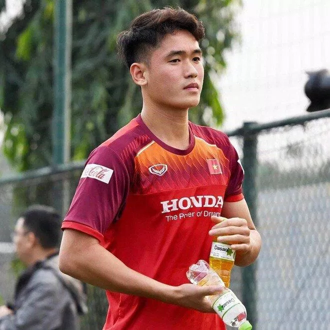 Huỳnh Tấn Sinh gia nhập CLB CAHN từ mùa giải 2023 (Ảnh: Internet)