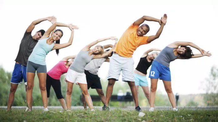 Tập thể dục với nhiều người giúp bạn có động lực hơn (Nguồn: Internet)