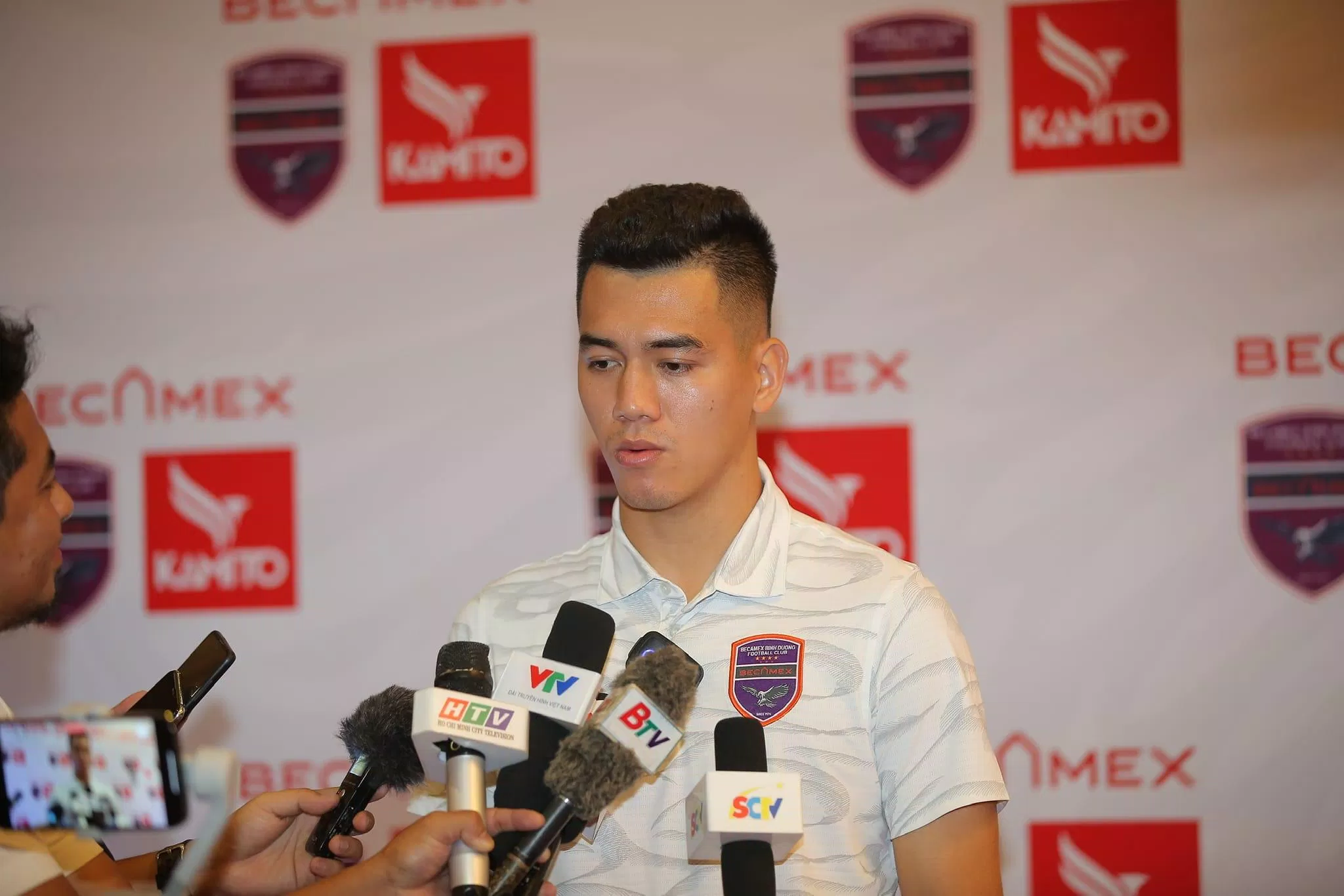 Tiến Linh chia sẻ mục tiêu của bản thân ở mùa giải 2023 (Ảnh: Internet) Tiến Linh chia sẻ mục tiêu của bản thân ở mùa giải 2023 (Ảnh: Internet)