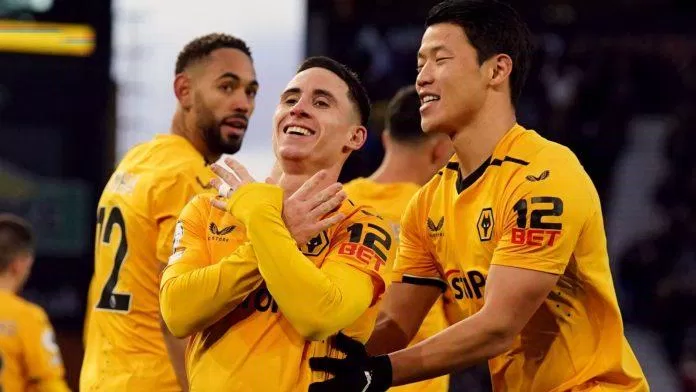 Podence là cầu thủ ghi bàn thắng duy nhất giúp mang về 3 điểm ở vòng 20 Premier League cho Wolves (Ảnh: Internet) Podence là cầu thủ ghi bàn thắng duy nhất giúp mang về 3 điểm ở vòng 20 Premier League cho Wolves (Ảnh: Internet)