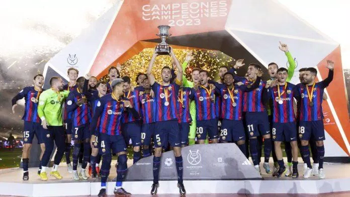 Barca đã bất bại trong năm 2023 và mới giành được danh hiệu vô địch đầu tiên dưới triều đại của HLV Xavi (Ảnh: Internet) Barca đã bất bại trong năm 2023 và mới giành được danh hiệu vô địch đầu tiên dưới triều đại của HLV Xavi (Ảnh: Internet)