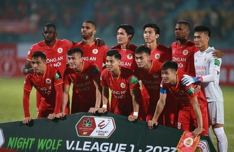 HLV Paulo Foiani: "CLB cần kiểm soát bóng nhiều hơn, cần cải thiện khả năng phối hợp, những đường chuyền quyết định,... (Ảnh: Internet) HLV Paulo Foiani: "CLB cần kiểm soát bóng nhiều hơn, cần cải thiện khả năng phối hợp, những đường chuyền quyết định,... (Ảnh: Internet)