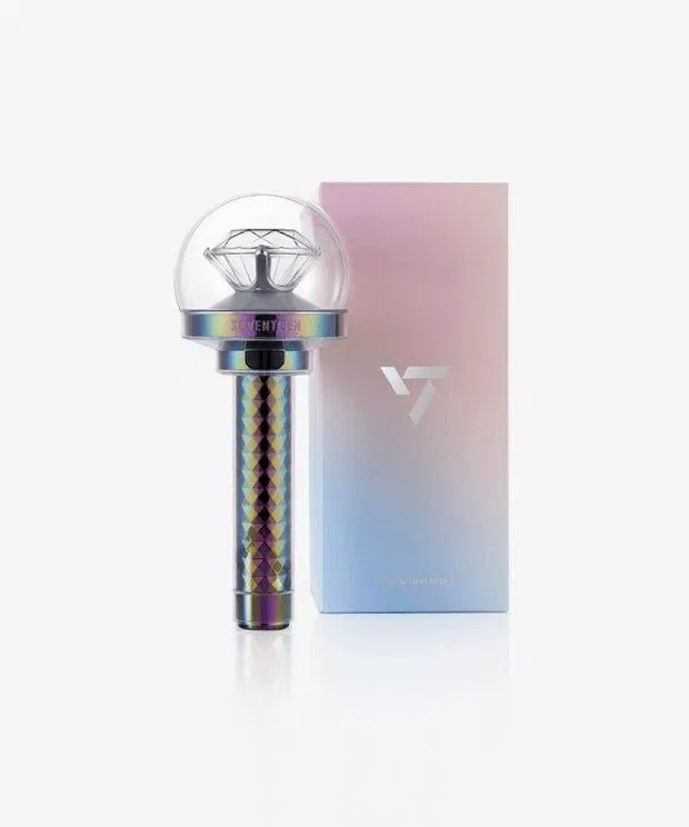 Lightstick mới của SEVENTEEN thu hút nhiều phản ứng trái chiều do lựa chọn màu sắc (Ảnh: Internet)