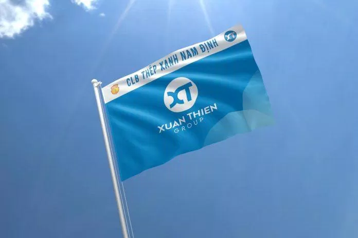 CLB Thép Xanh Nam Định phát cờ miễn phí trên khán đài cho người hâm mộ. (Ảnh: Internet) CLB Thép Xanh Nam Định phát cờ miễn phí trên khán đài cho người hâm mộ. (Ảnh: Internet)