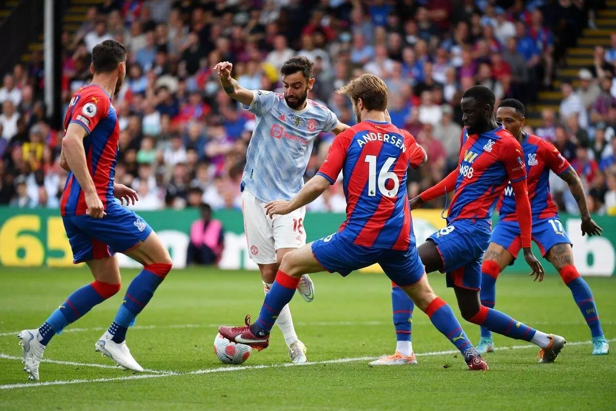 Crystal Palace từng khiến Man Utd vô cùng khó chơi ở trận lượt đi và chỉ kiếm được 1 điểm trên sân của Palace (Ảnh: Internet)