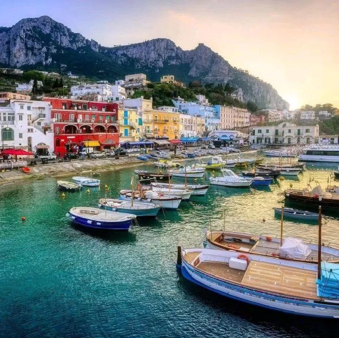 Capri - Nguồn: Internet Capri - Nguồn: Internet