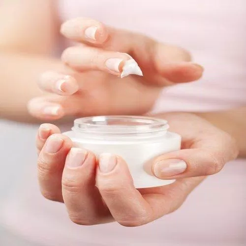 Nếu bạn chăm sóc da buổi tối thì đây sẽ là bước cuối cùng trong chu trình. (Nguồn: Internet).