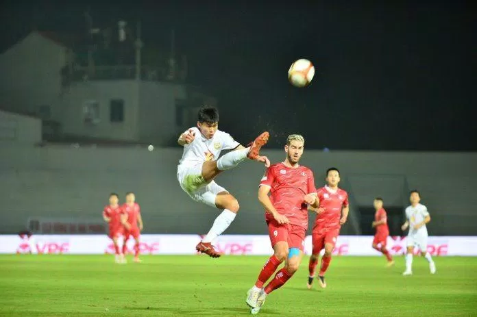 CLB Hồng Lĩnh Hà Tĩnh có chiến thắng 3-2 trước đội chủ sân Lạch Tray (Ảnh: Internet)