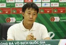 HLV Hồng Lĩnh Hà Tĩnh không hài lòng khi V.League tạm nghỉ (Ảnh: Internet)