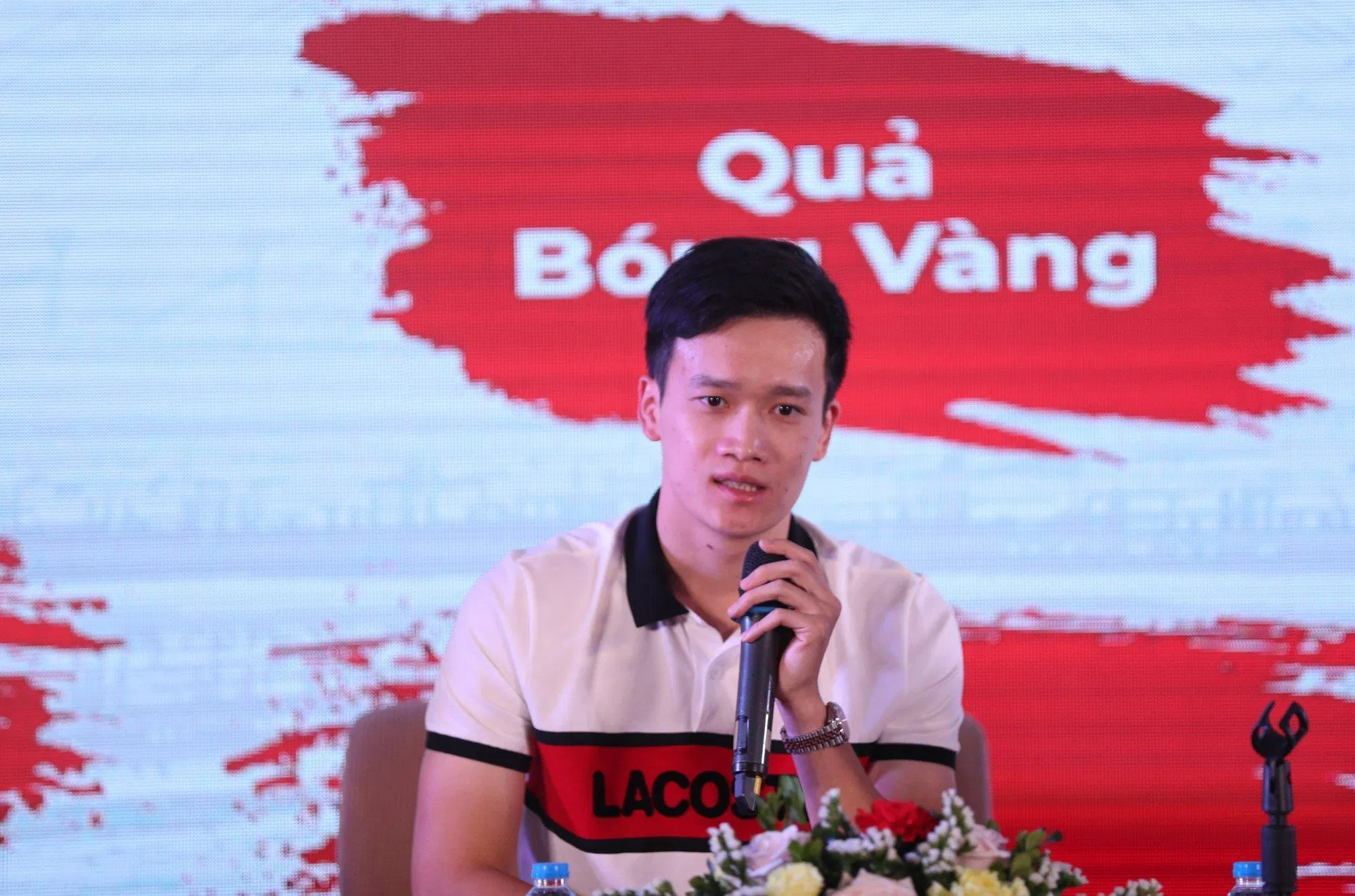 Hoàng Đức: "Tôi luôn sẵn sàng ra nước ngoài thi đấu" (Ảnh: Internet) Hoàng Đức: "Tôi luôn sẵn sàng ra nước ngoài thi đấu" (Ảnh: Internet)